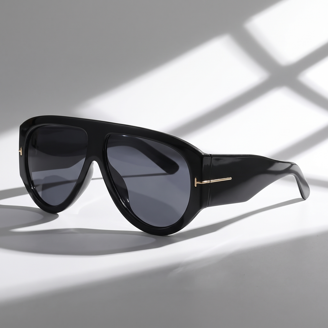Delaney Oversized Sunglasses campaign image